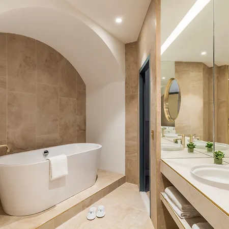 Maison Albar L'imperator Hotel
