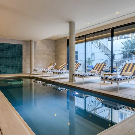 Отель Maison Albar L'imperator Ним