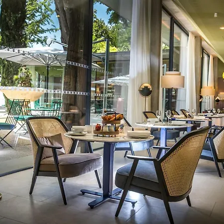 Maison Albar L'imperator 5* Nîmes